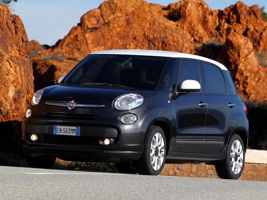  Fiat 500L 2012 года  (фото 84 из 84)